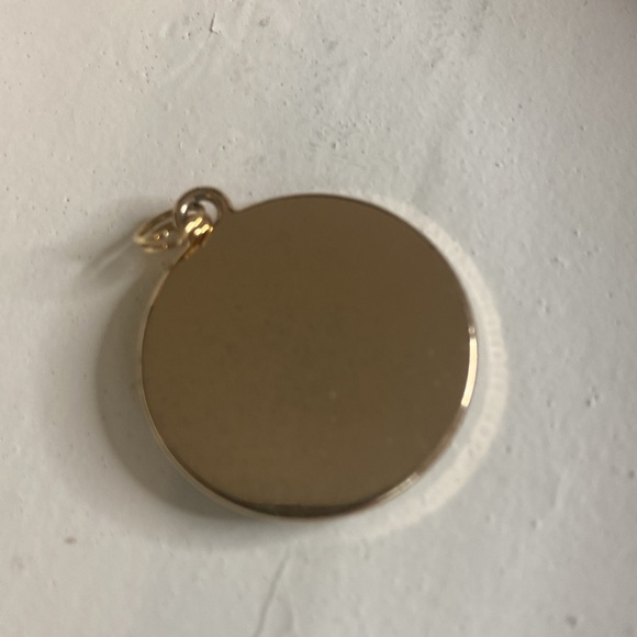 Women’s Luxury Charm - Picture 4 of 4